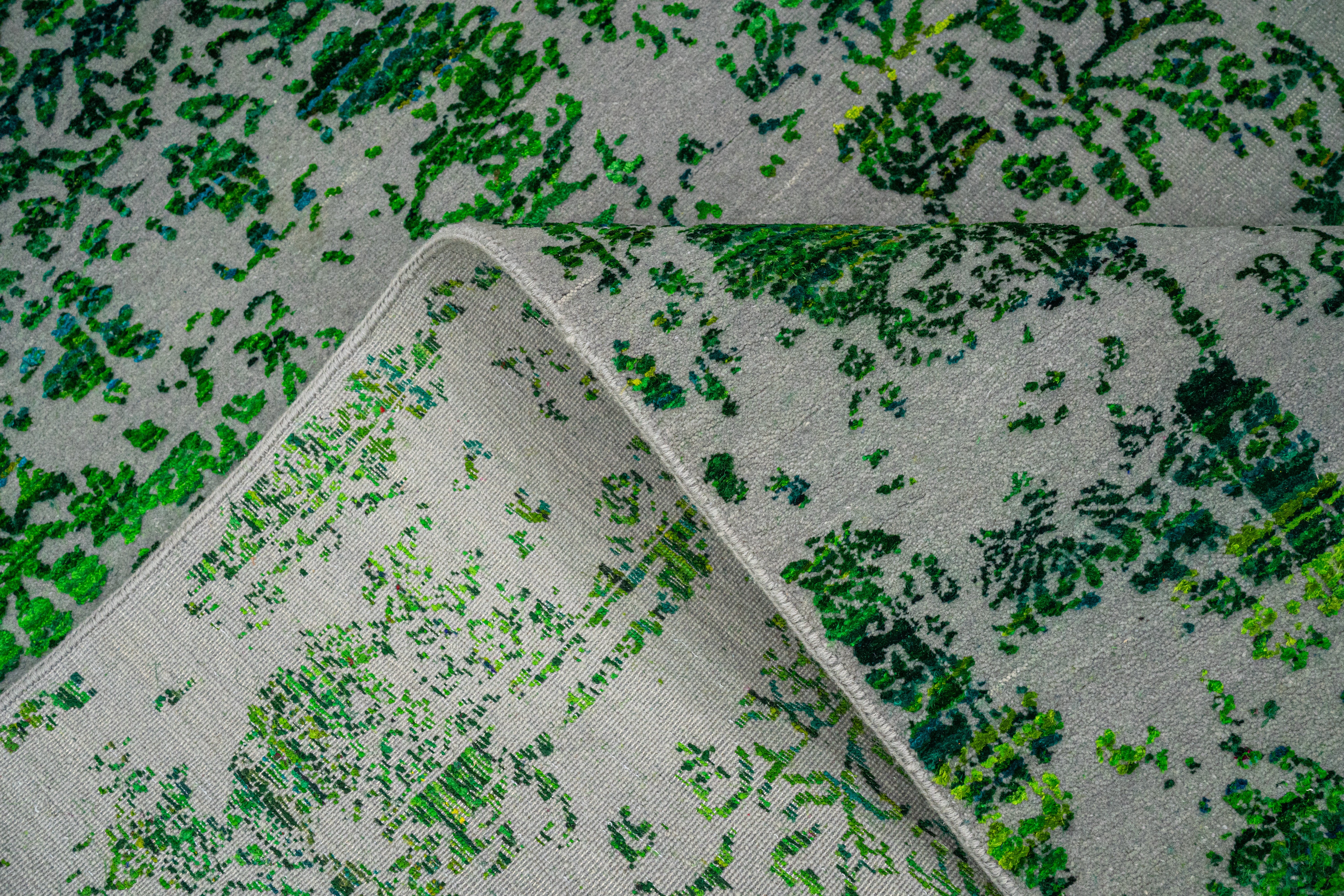 Handknotted Carpet, DIA - 720 JK ROUND, Silver & Green